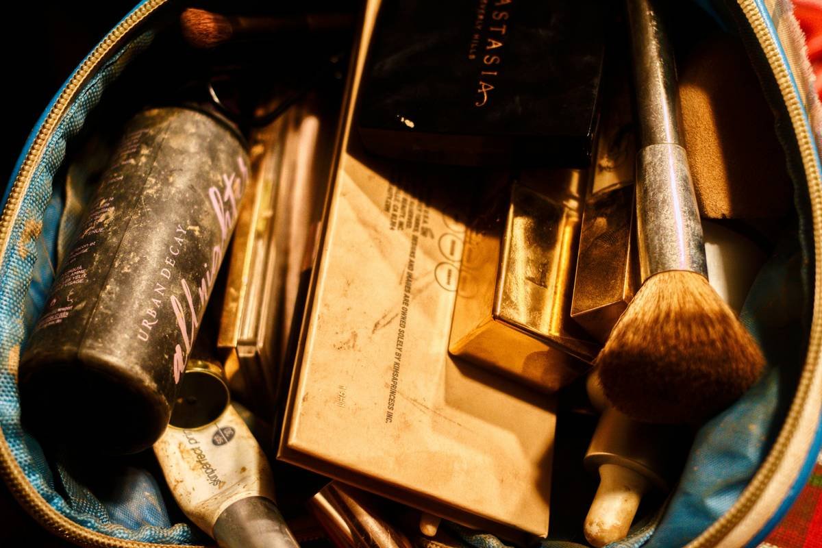 Makeup bag